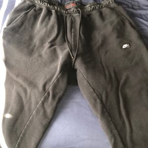 Black Nike jogger sweatpants.